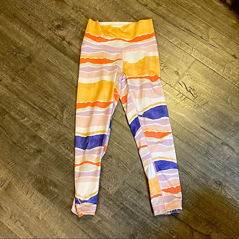 Lululemon capri size 4